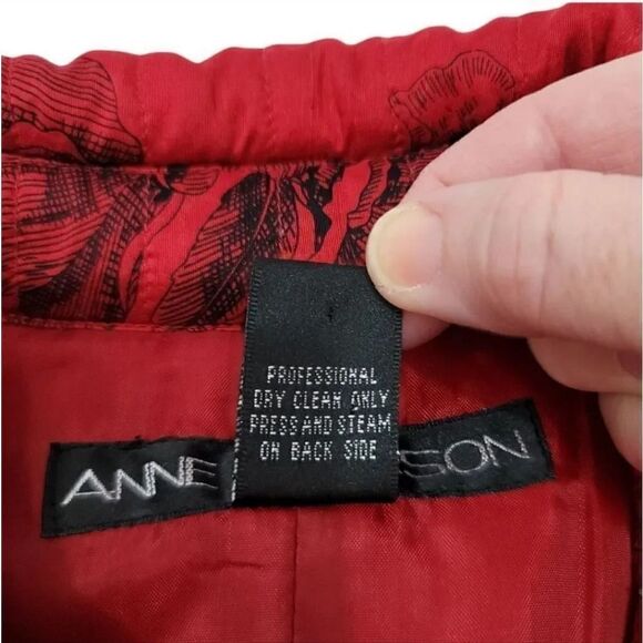 Vintage Anne Carson 100% Silk Beaded and Sequin Quilted Button Down Jacket Small - Picture 9 of 10